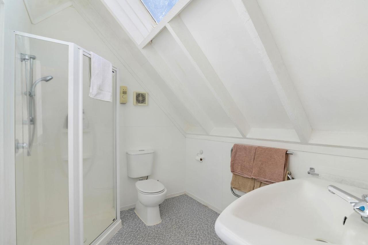 Rotorua Redwood Retreat Villa ภายนอก รูปภาพ