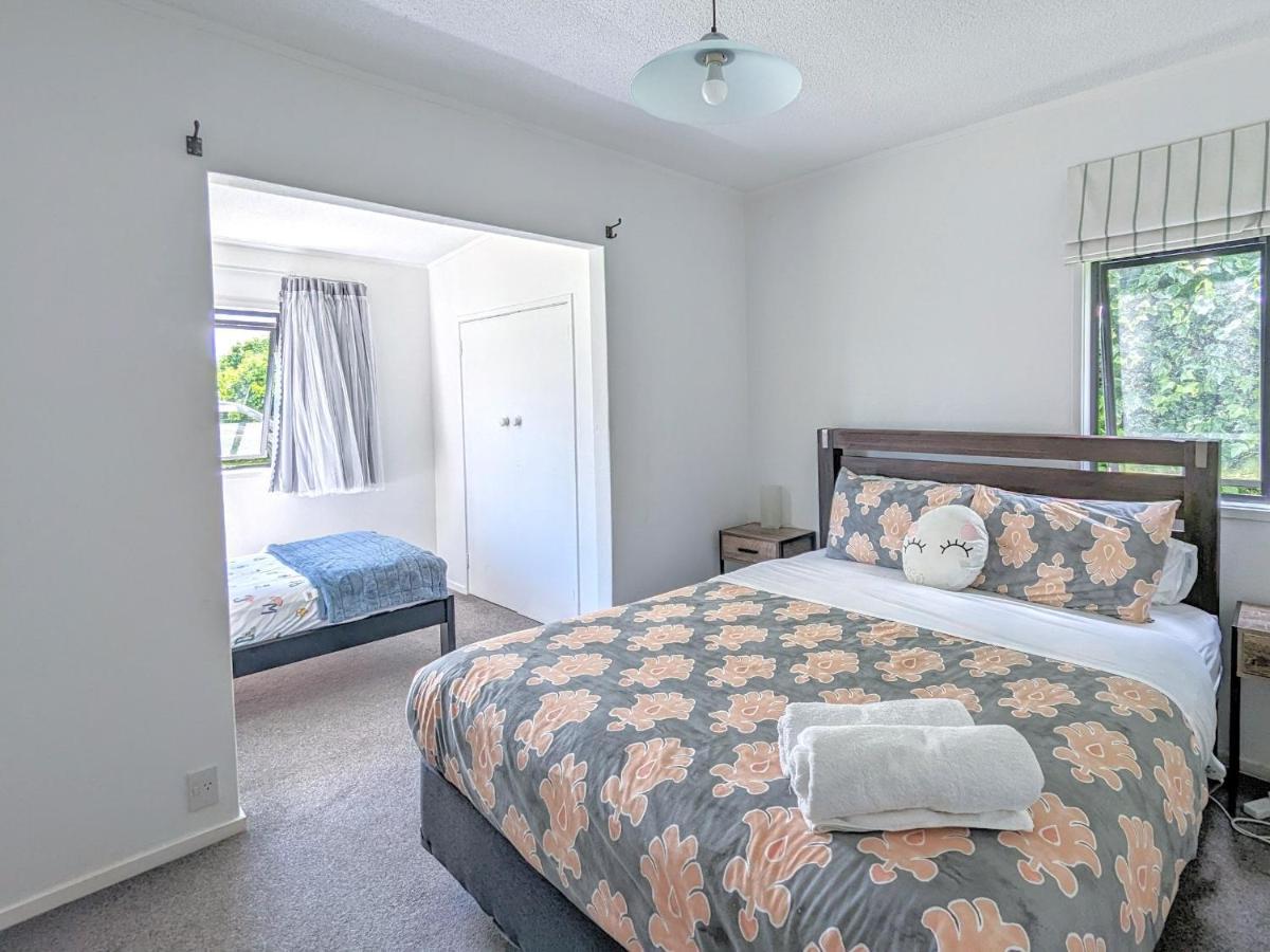 Rotorua Redwood Retreat Villa ภายนอก รูปภาพ